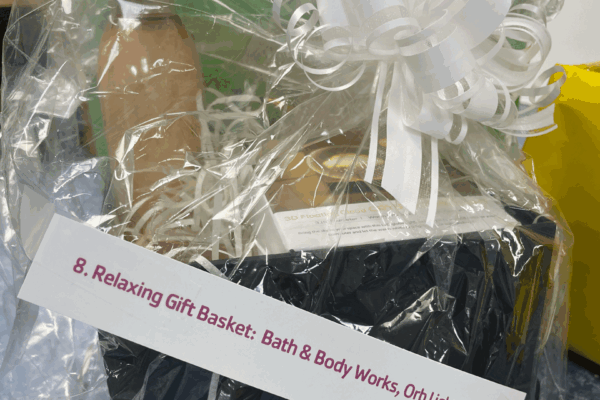 8 Relaxing Gift Basket